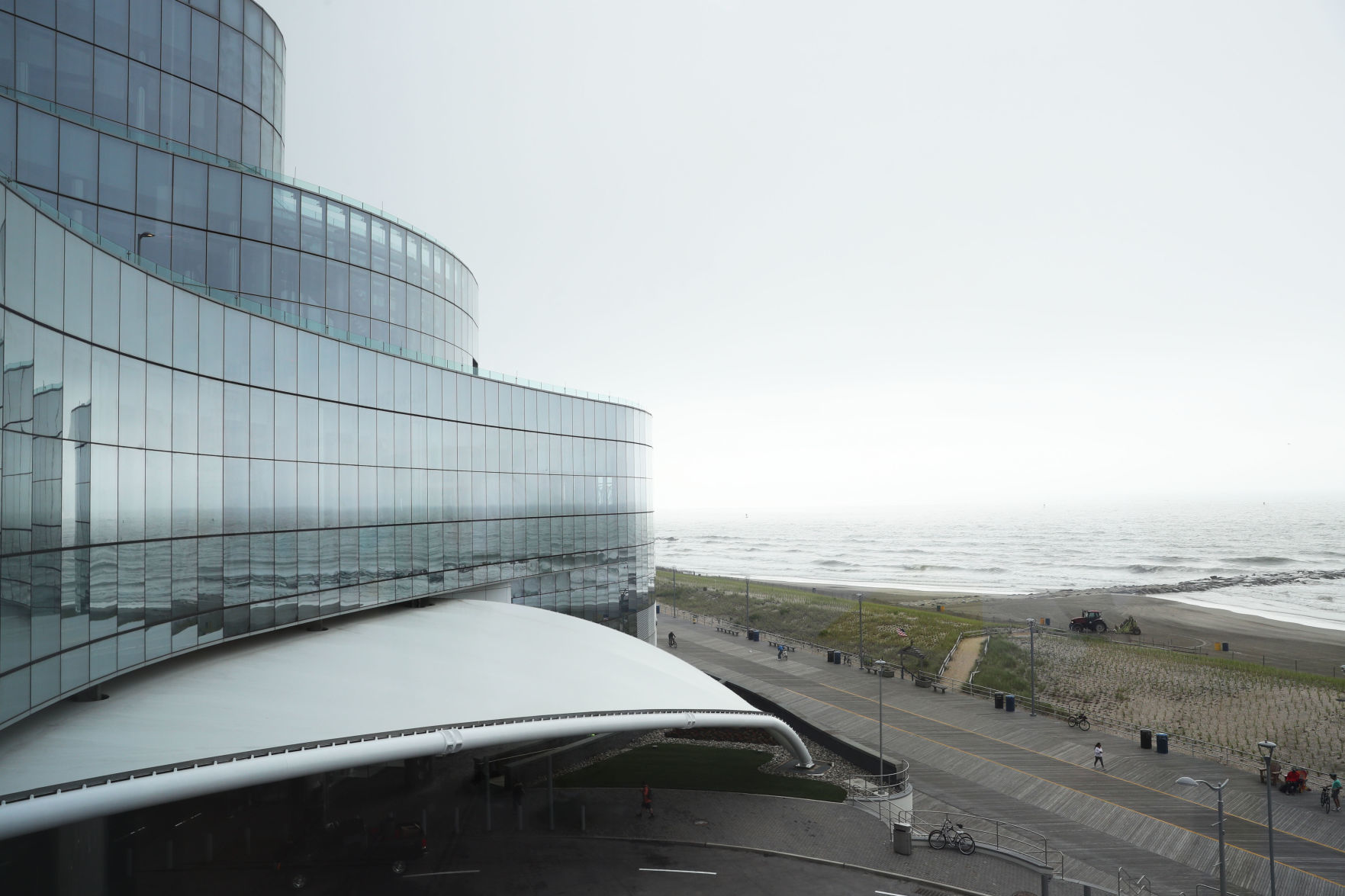 Ocean Resort Casino celebrates grand opening